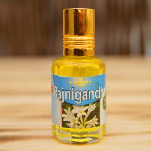 Парфумерна олія Цариця ароматів Вриндаван Rajnigandha Oil 10ml.